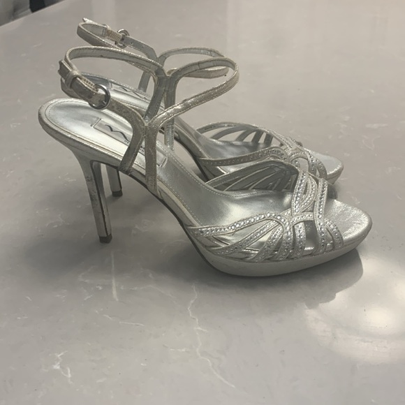 Nina silver embellished platform high heel sandal size 8 - Picture 3 of 10